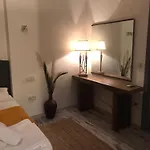 Al'çatı Flaneur Alojamento de Acomodação e Pequeno-almoço Çeşme