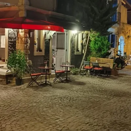 Al'cati Flaneur Bed & Breakfast *