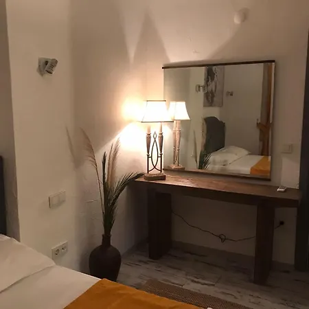 Al'cati Flaneur Bed & Breakfast